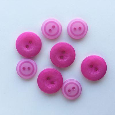 JABC8-03 Razzle  Buttons Snack Pack