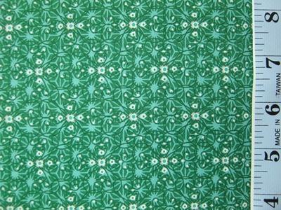 Y1884.107 Emerald Outline Floral
