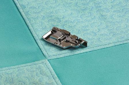 1/4" Quilting or Patchwork Foot with Guide (ESG-QGF)